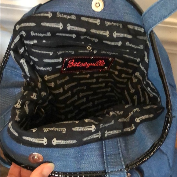 Betsy Johnson tote denim w/ silver studs - Picture 4 of 4